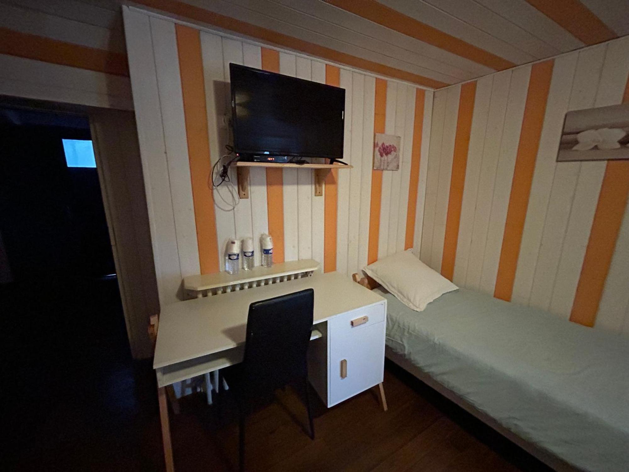 Chambres D'Hotes La Cheminee Tardets-Sorholus Ngoại thất bức ảnh