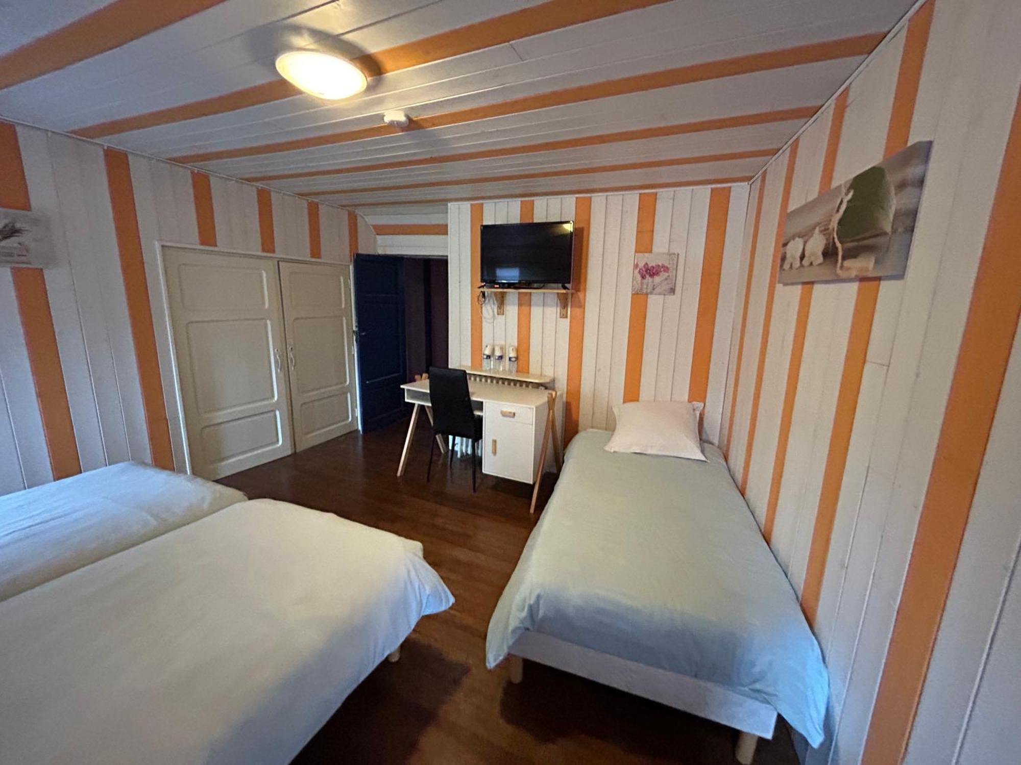 Chambres D'Hotes La Cheminee Tardets-Sorholus Ngoại thất bức ảnh
