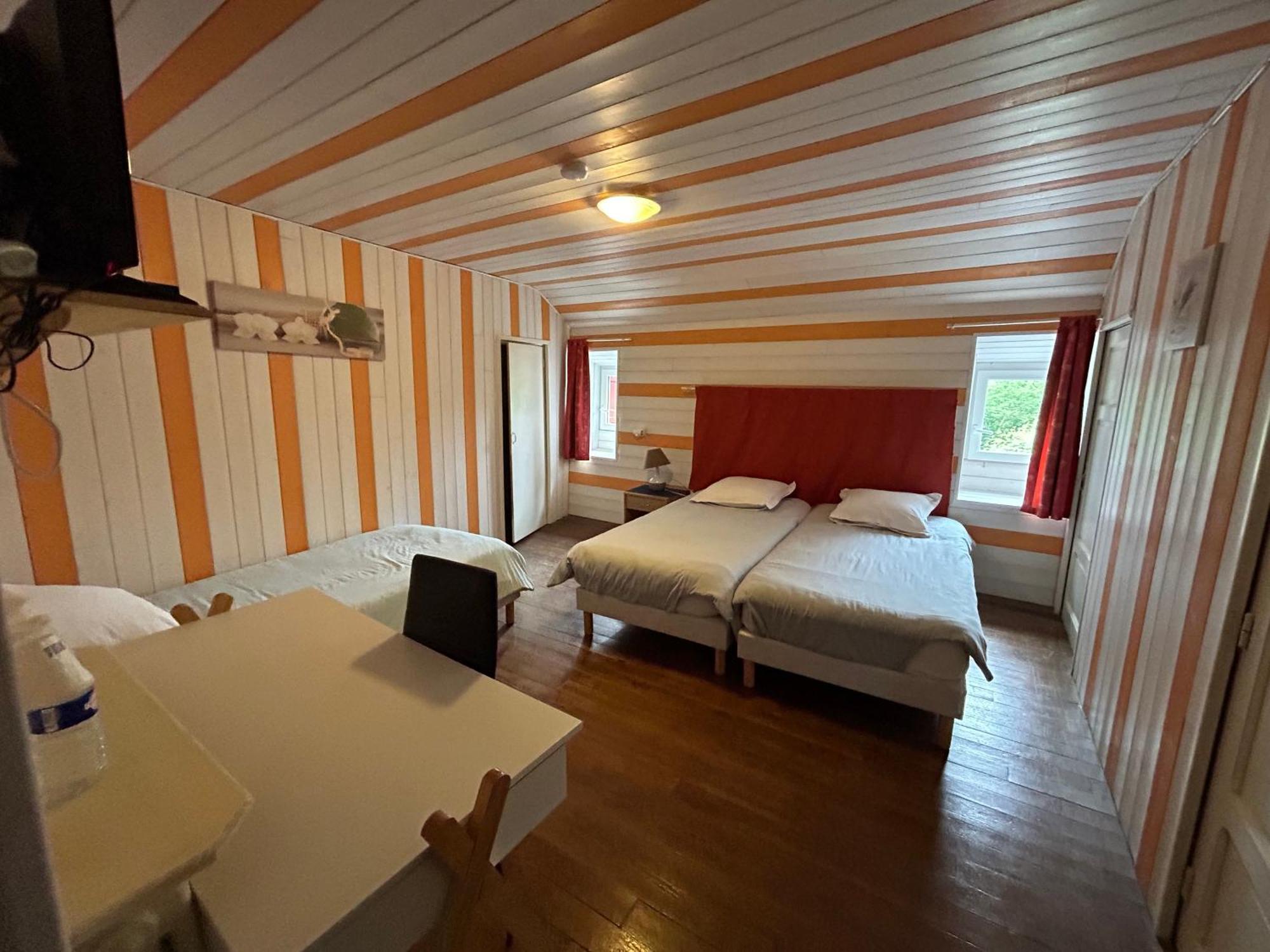 Chambres D'Hotes La Cheminee Tardets-Sorholus Ngoại thất bức ảnh